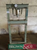 Hydraulic Press (Needs Re-Sealing)