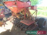 Accord pneumatic seed drill