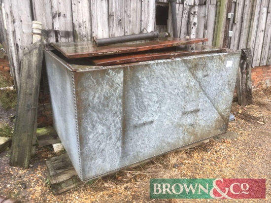 Galvanised tank