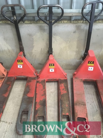 Chadwick pallet truck