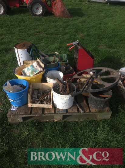 Quantity workshop tools and miscellaneous spares