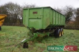 Grain trailer 10t tandem axle with hydraulic tip, manual tailgate and grain chute