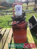 Grease pump bucket