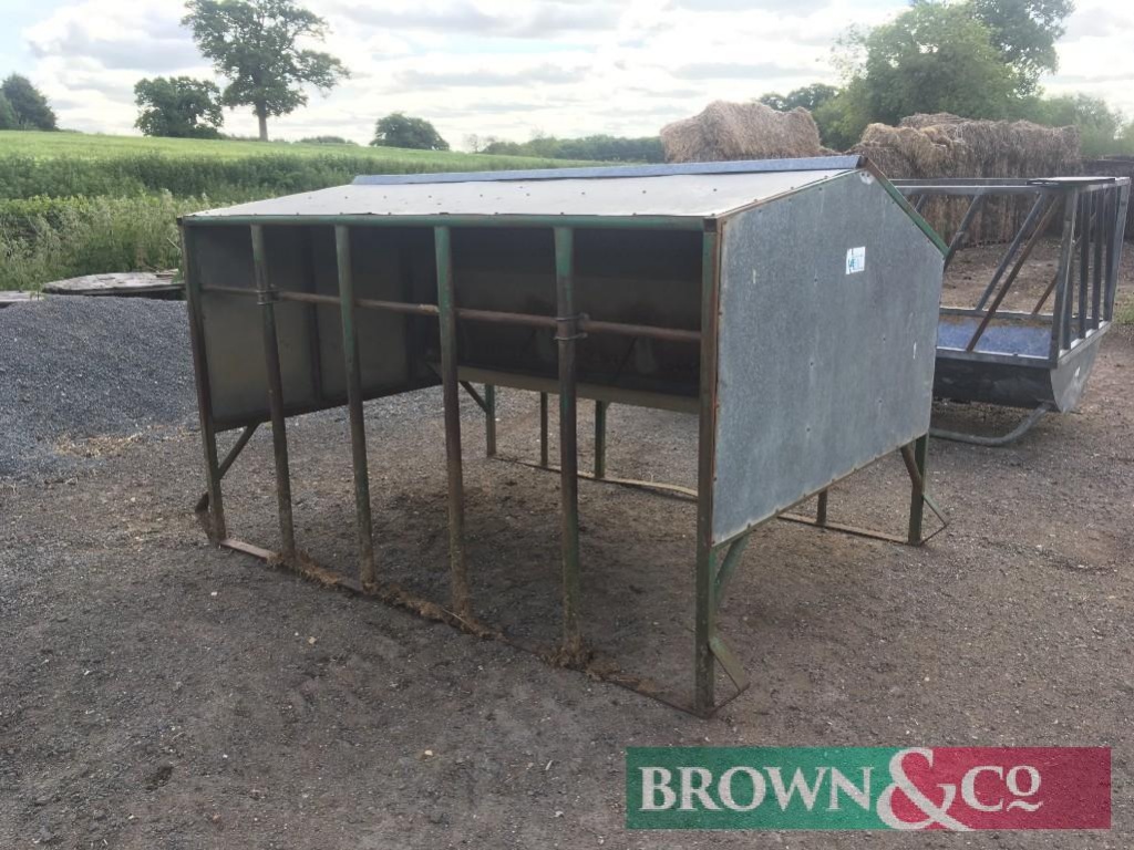Iae Calf Creep Feeder Farm Machinery Implements Livestock