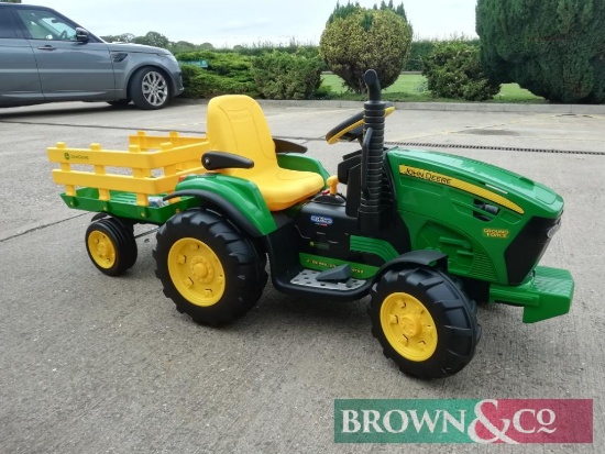 New John Deere Ground Force Tractor. Suitable for children ages 3-7 years. Comes with a detachable