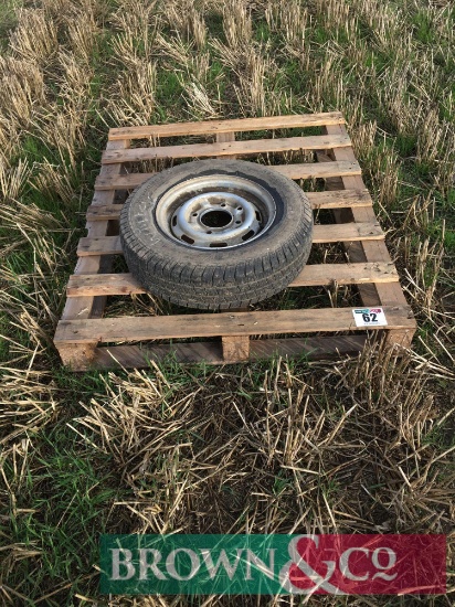 Kargo Max C trailer tyre and wheel (ST-600)