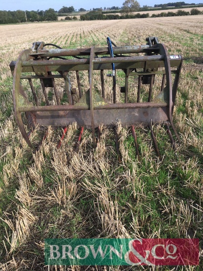 1998 Merlo muck grab with Manitou fittings. Serial: 33544