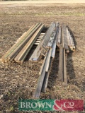 Quantity various timber lengths