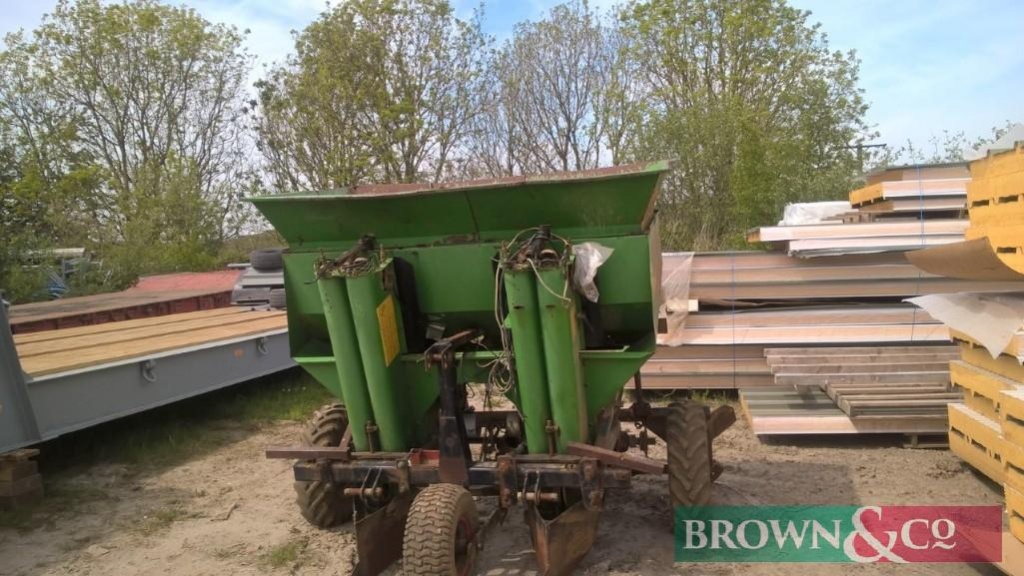 Standen Eho 242 2 Row Potato Planter Farm Machinery Implements Online Auctions Proxibid Standen Eho 242 2 Row Potato Planter Farm Machinery Implements Online Auctions Proxibid