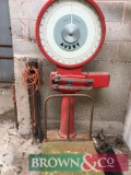 Vintage Avery Scales