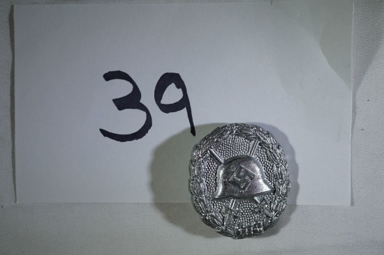 1936 style wound badge in silver