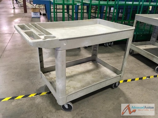Rubbermaid Cart