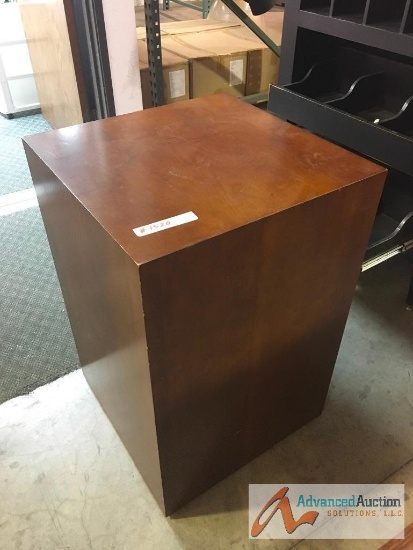 End table/ Stand