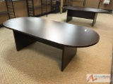 Oval Confrence Table