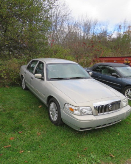 2010 Mercury grand Marquis LS vin #2MEBM7FX6AX630924 85,363 miles mv50