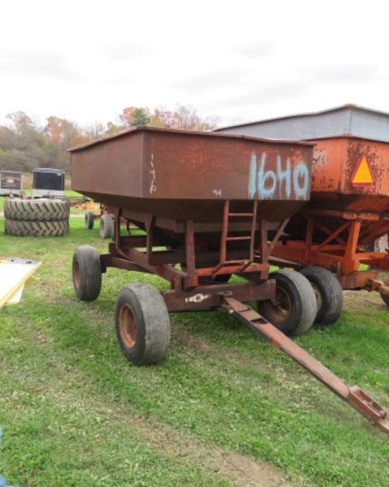 Kory gravity box with Kory 10 ton running gear with extension tongue