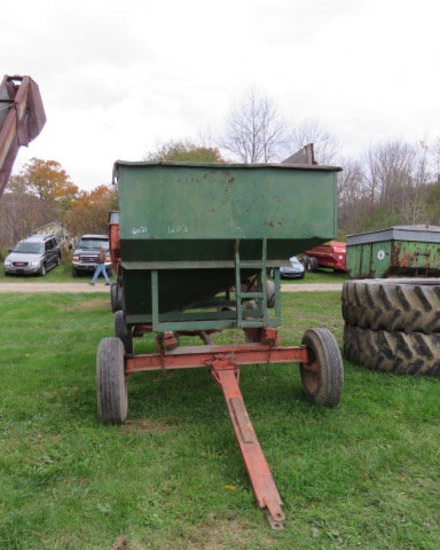 Ficklin 185 gravity box with Gehl running gear