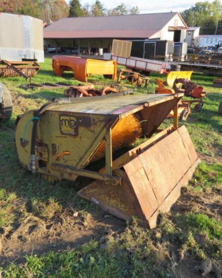 MB skidsteer sweeper