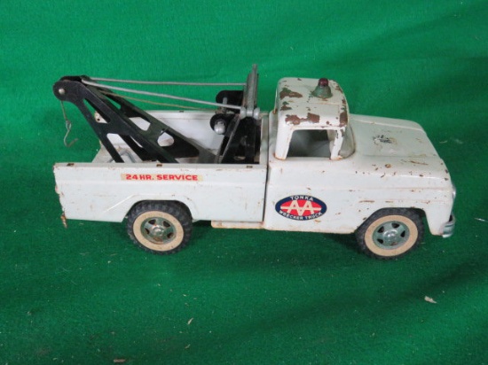 Tonka wrecker in box