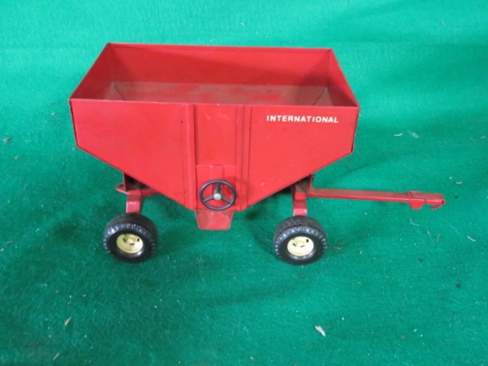 International gravity wagon