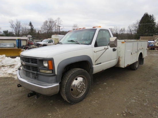 1997 Chevy 3500 w/utility box vin#1GBKC34J110003 129841 miles title