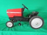 Ertl Case IH 8950 pedal tractor