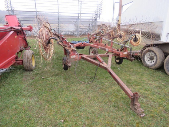 H &S Bifold hay rake
