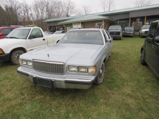 89 Mercury marques 57415 miles 2MEBM75F1KX704777
