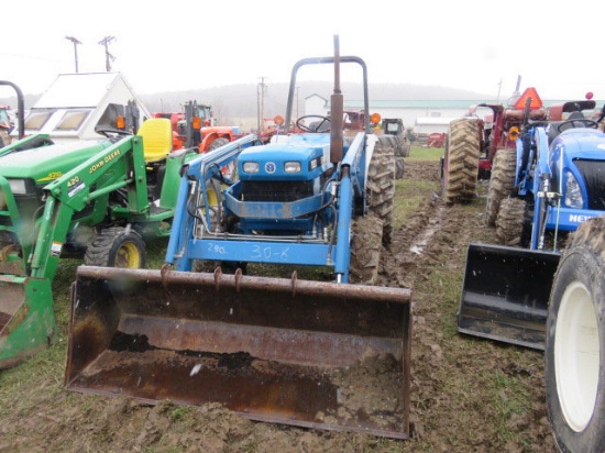 NH 1920 tractor 4wd w/loader