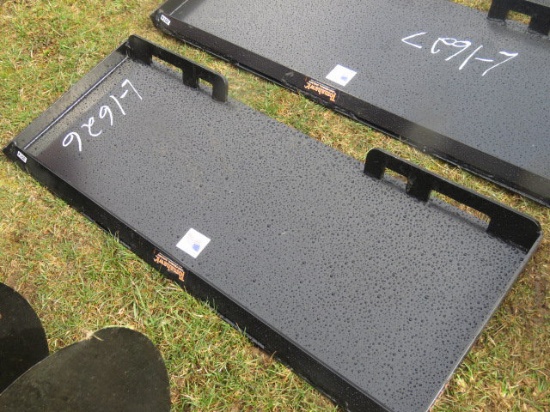 Skidsteer makeup plates