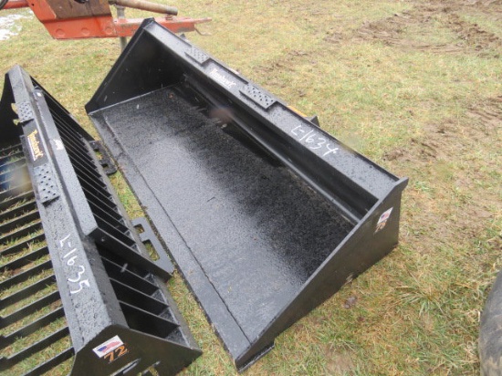 Tomahawk 78" bucket