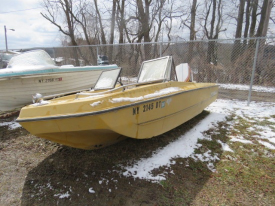 AFG Boat w/skier chrysler motor