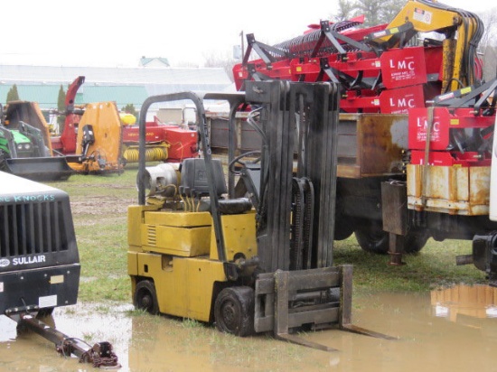 Catepillar T500 Forklift