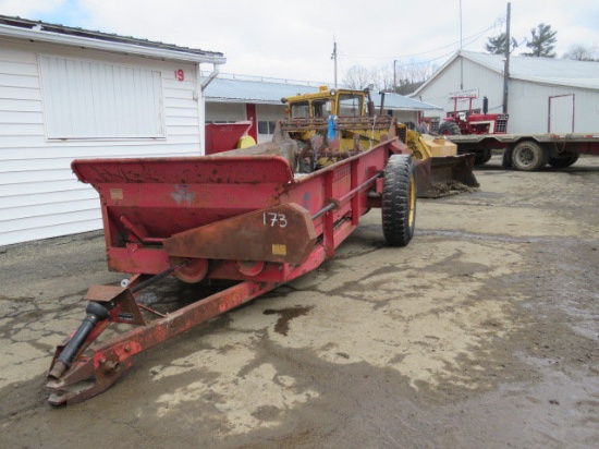 MF PTO 205 manure spreader