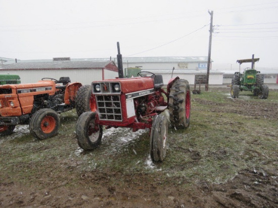 IH 384 tractor 5177 hrs