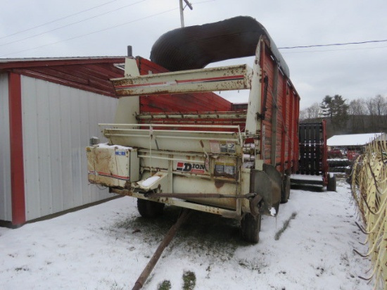 Dion 3 beater unloader wagon