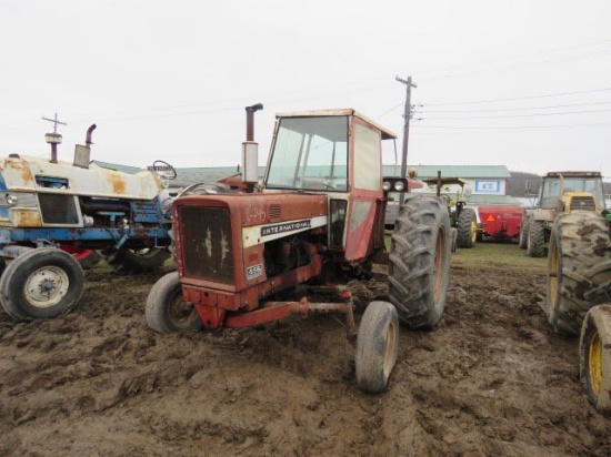 IH 656 Tractor w/canopy