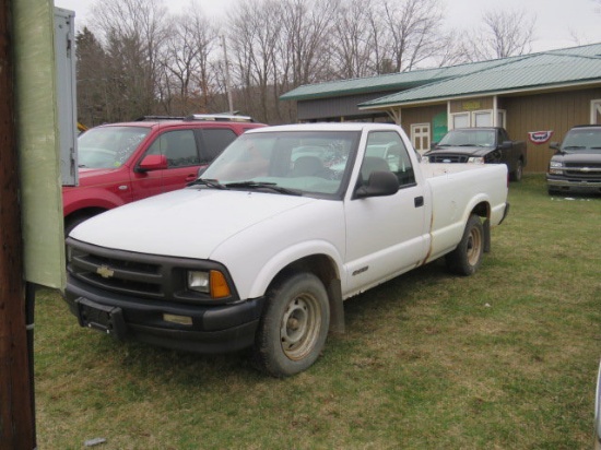 96 Chevy S-10 150046 miles 1GCCS1449SK255182 TITLE