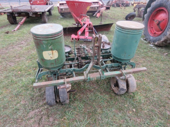 JD 2 row corn planter