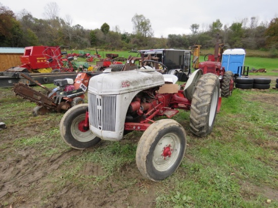 Ford tractor