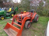 Kubota B2400 tractor w/ loader & R4 Tires