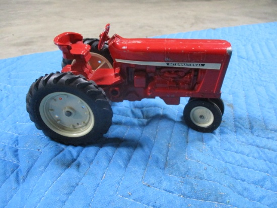 International toy tractor