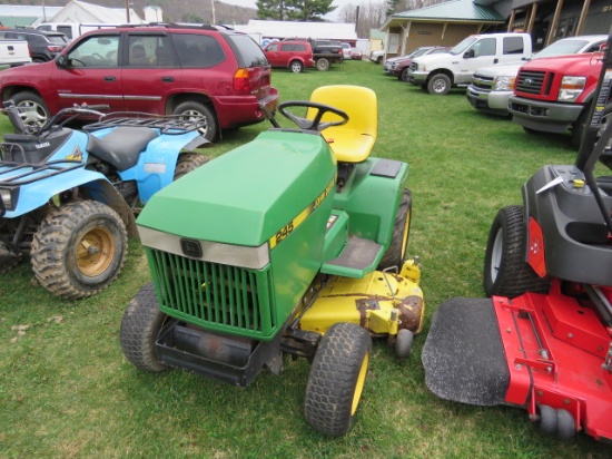 JD 245 Lawn mower