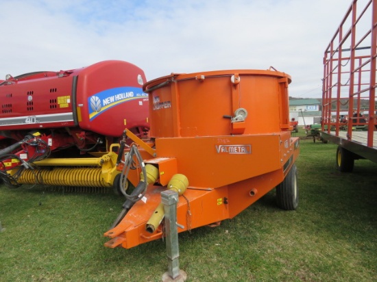 Valmetal chopper 5500 S#25263 very nice and stored inside