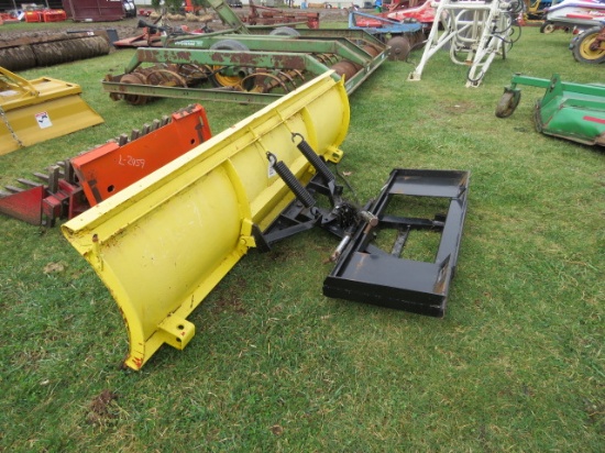 Skidsteer mount plow