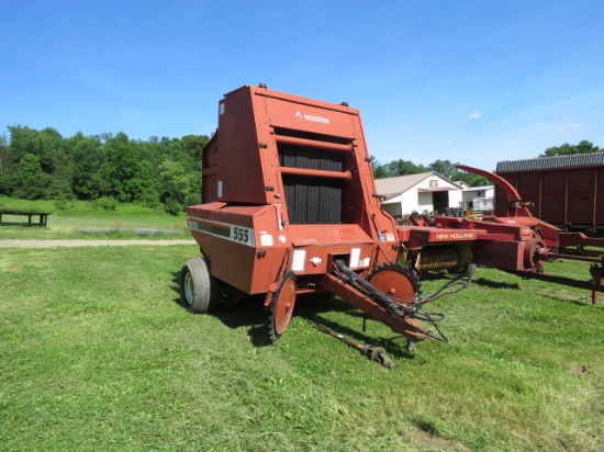 HESSTON 555 ROUND BALER