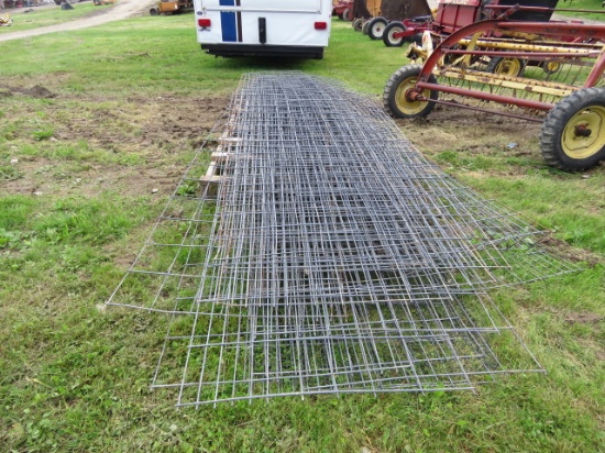 PALLET FULL OF HOG PANELS