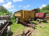 KNIGHT REEL AUGGIE 3030 MIXER WAGON