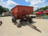 GRAVITY WAGON WITH HYDRAULIC AUGER SHOOT