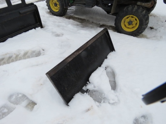 SKIDSTEER TRAILER MOVER
